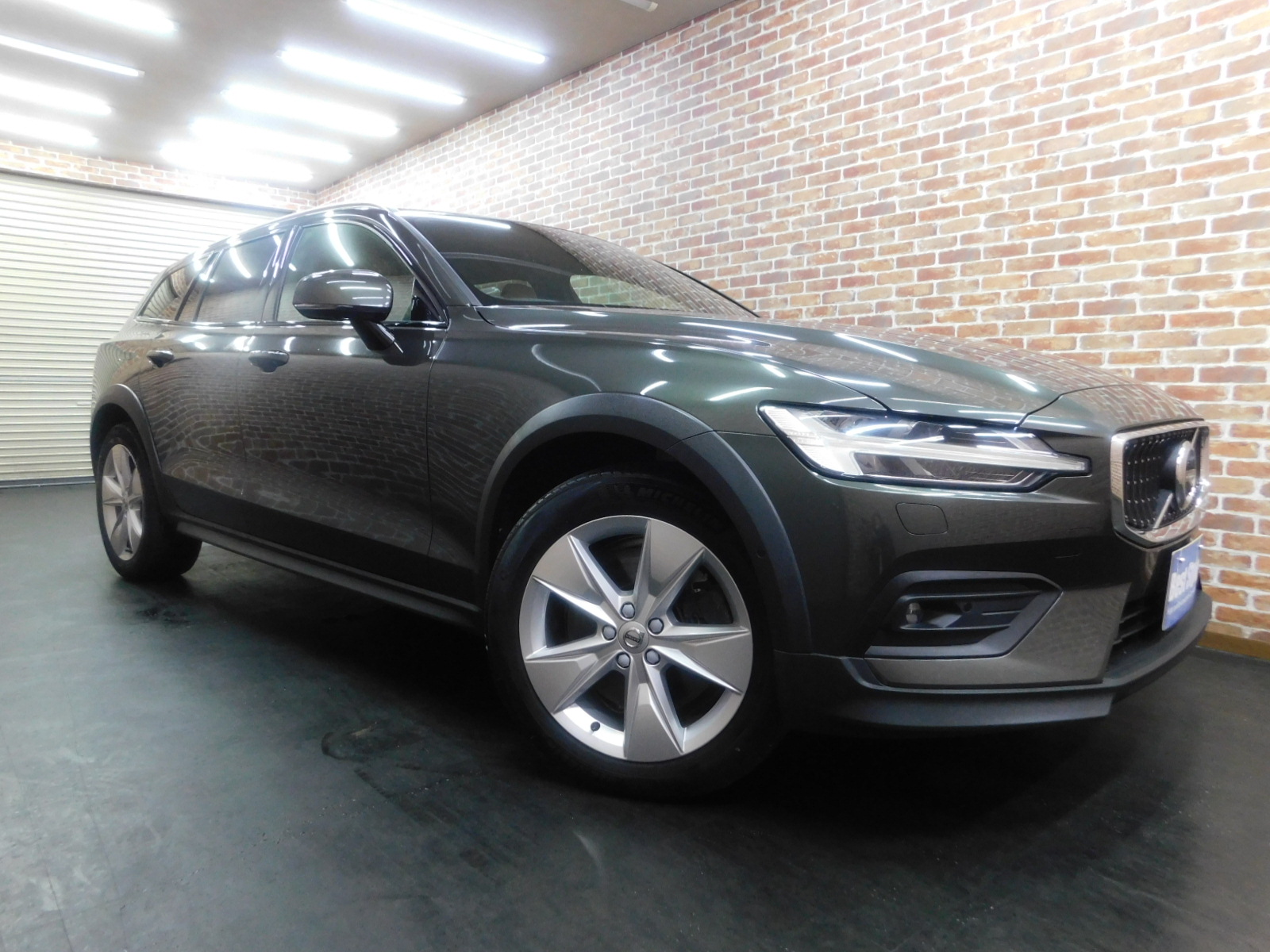 V60クロスカントリー 2020/R02