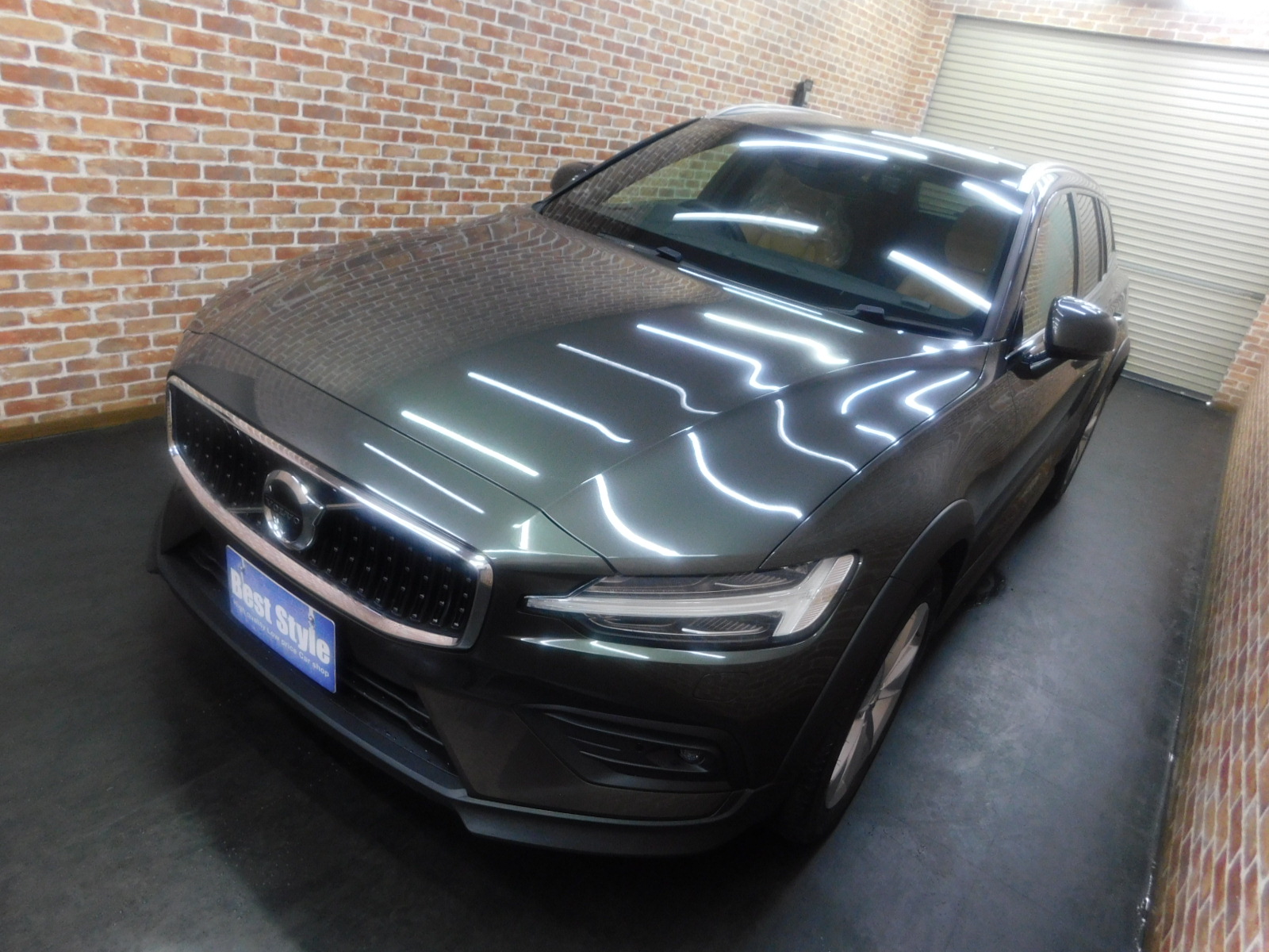V60クロスカントリー 2020/R02