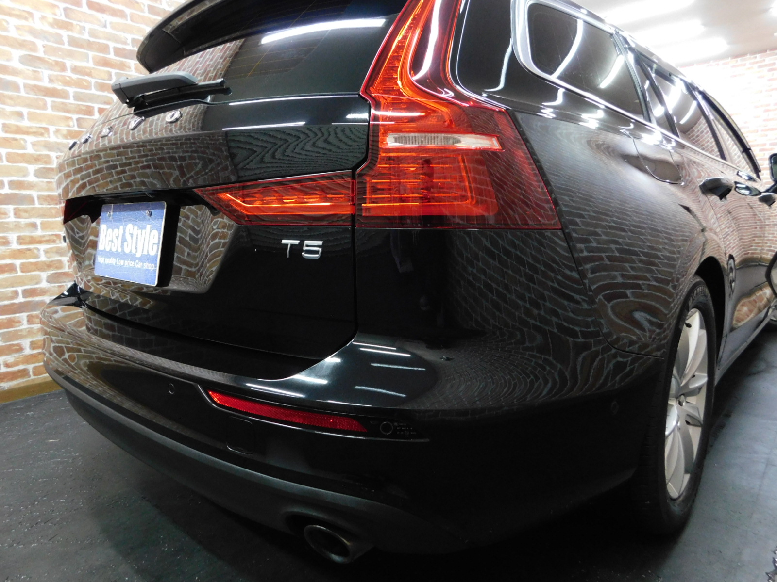 V60 2019/R01