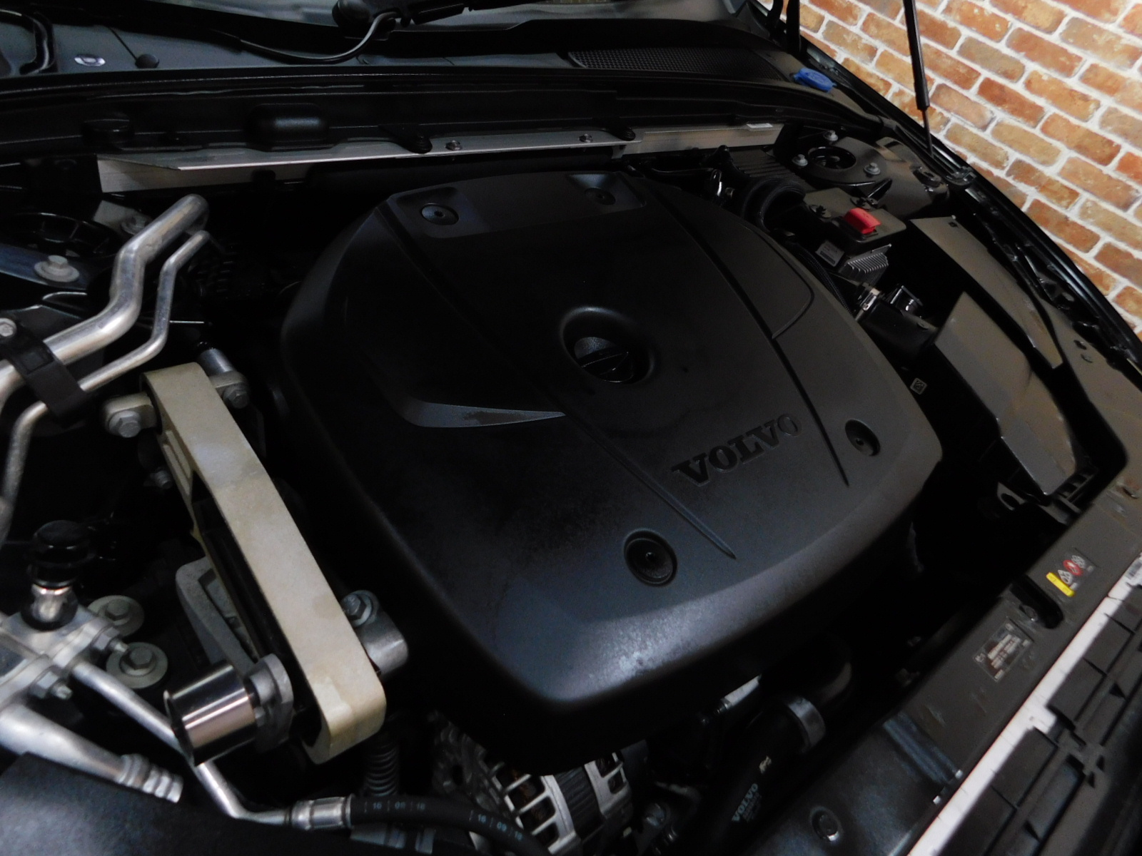 V60 2019/R01