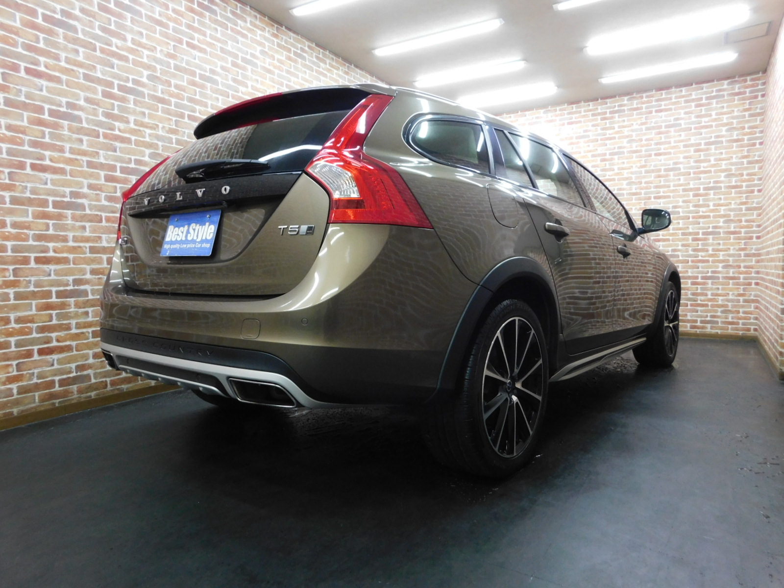 V60クロスカントリー 2017/H29