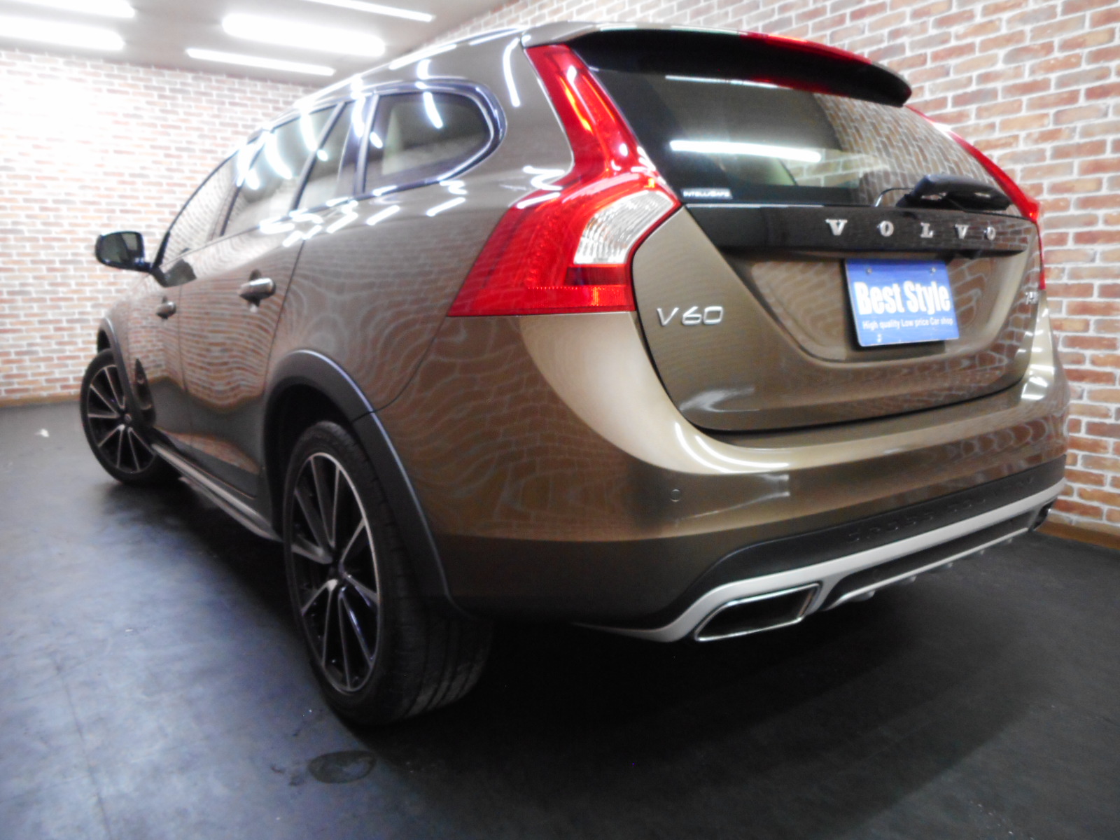 V60クロスカントリー 2017/H29