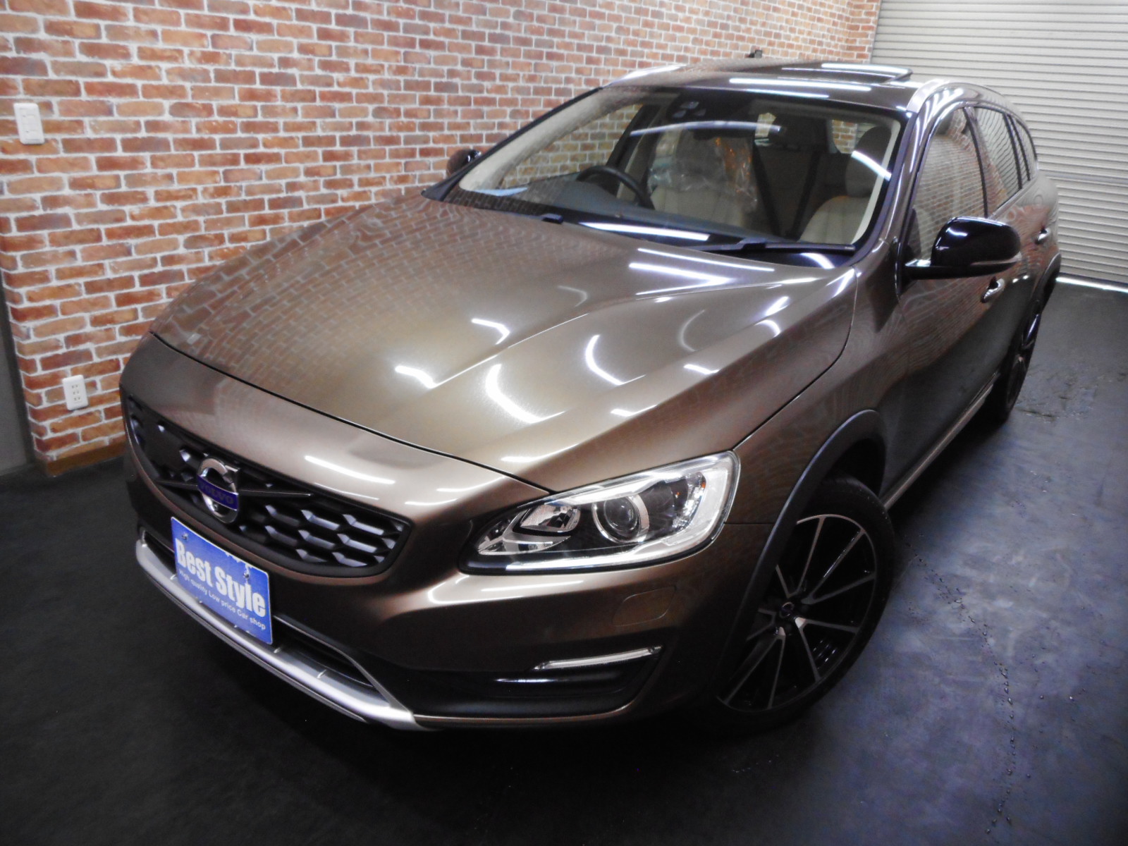 V60クロスカントリー 2017/H29