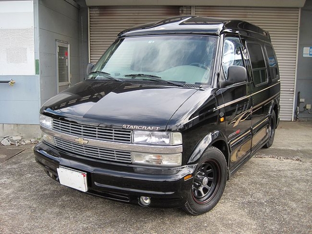 シボレー アストロ【上質美車】02yD車シボレーアストロAWD